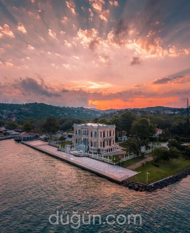 Sultan Organizasyon Tarihi Mekanlar