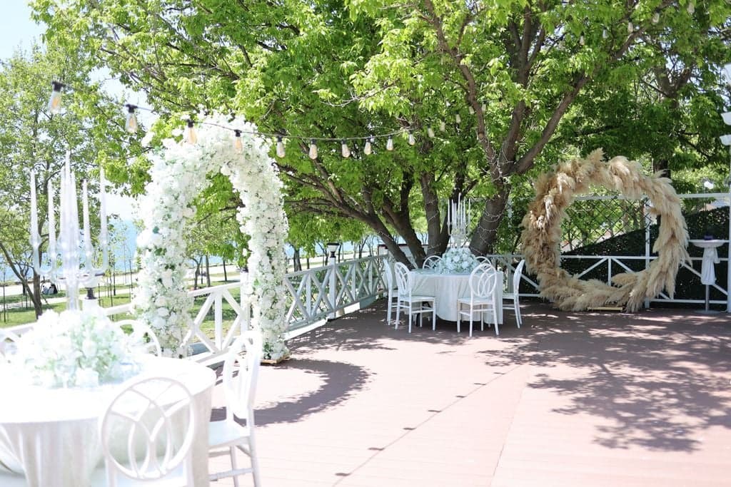 Ada Garden Davet