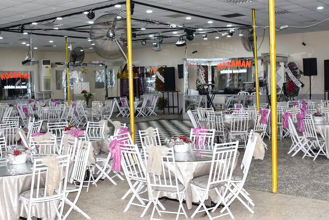 Kocaman Sarıçam Düğün Salonu — Buca, İzmir
