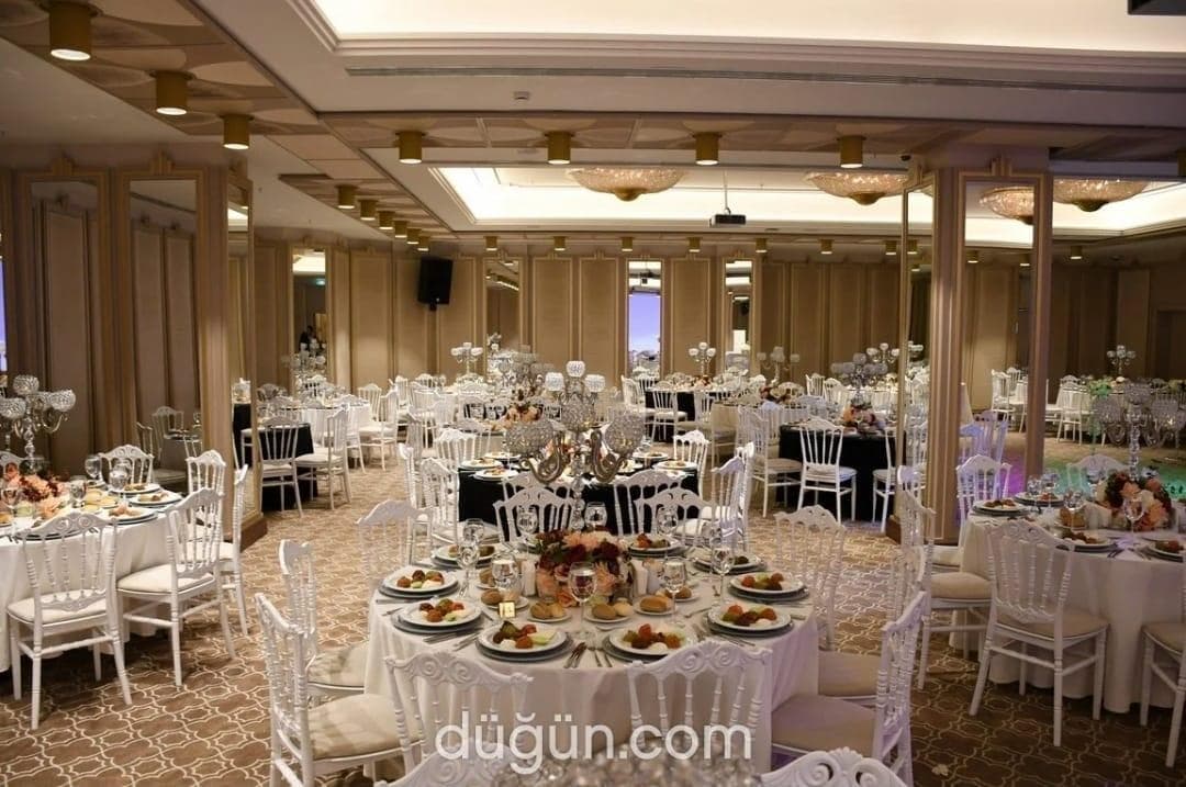 Ramada by Wyndham Istanbul Golden Horn